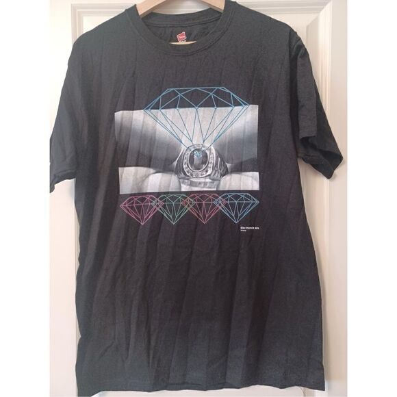 Diamonds are forever Men's T-shirt size Medium - Picture 1 of 2